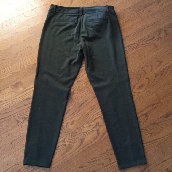 Women’s dark khaki green pants size 10 - Picture 5 of 5